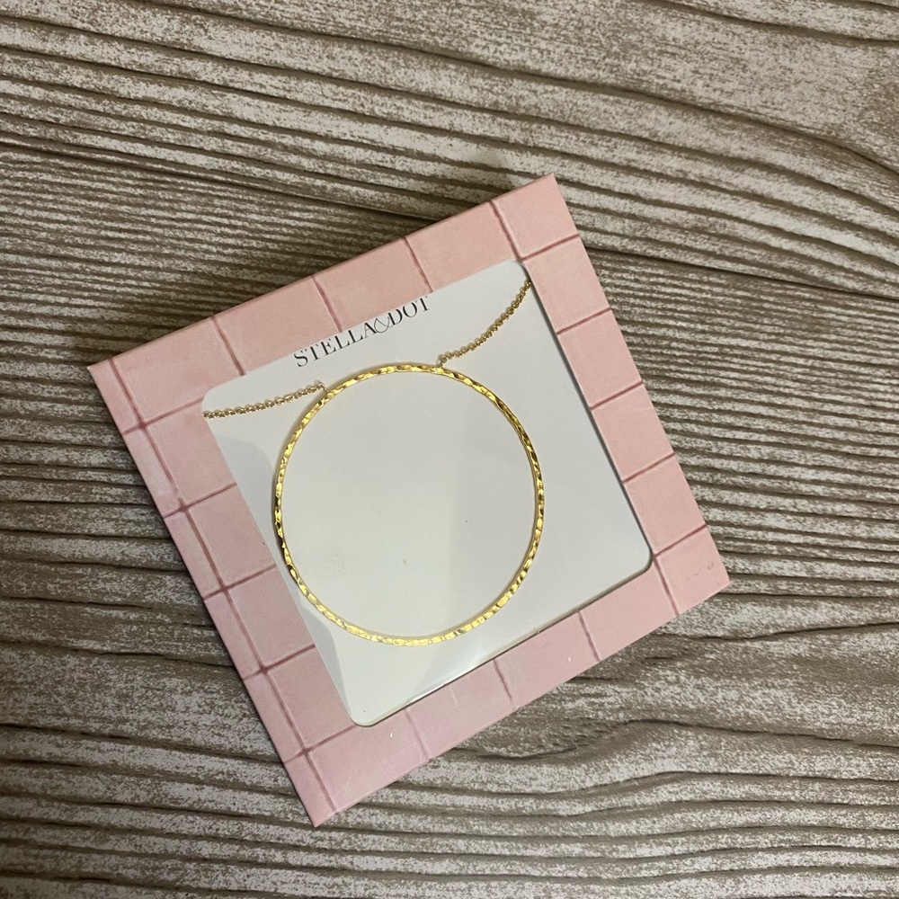 Stella and Dot Gold Hoop Necklace